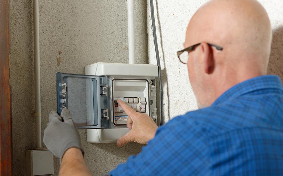 cherche électricien Villejuif